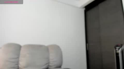 Snapshot of xspecialroomx chatting on February 14, 10:14 pm Hellen Sofia instagram hellen5546 online show from February 14, 10:14 pm