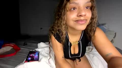 xStarGazingx online show from December 12, 11:18 am