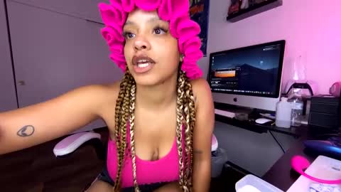 xStarGazingx online show from September 11, 6:41 pm