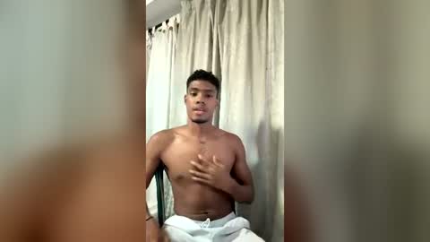 Snapshot of xtephen__ chatting on June 24, 4:55 am xtephen online show from June 24, 4:55 am