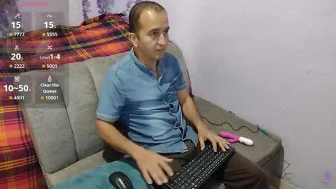 Snapshot of xthesexybossx chatting on September 16, 2:29 pm xthesexybossx online show from September 16, 2:29 pm