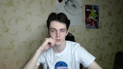 Snapshot of xtraqqq chatting on February 15, 4:36 pm traqqq online show from February 15, 4:36 pm