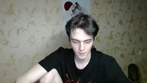 Snapshot of xtraqqq chatting on March 24, 8:03 pm traqqq online show from March 24, 8:03 pm