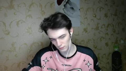 Snapshot of xtraqqq chatting on March 29, 7:58 pm traqqq online show from March 29, 7:58 pm