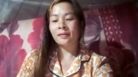 Snapshot of xuxulove00 chatting on September 15, 11:32 am xuxulove00 online show from September 15, 11:32 am