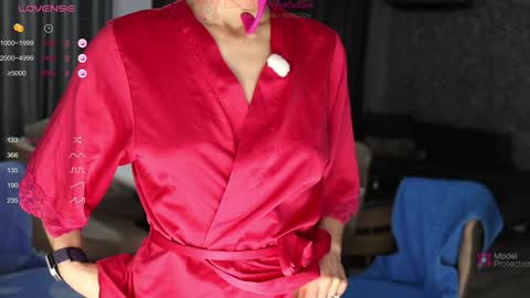 Snapshot of xwithy chatting on January 12, 1:37 pm FrancyStepmom and YStepson INTERESTED IN A GIRL-GIRL COLLABORATION TEXT ME HERE or INSTAGRAM online show from January 12, 1:37 pm