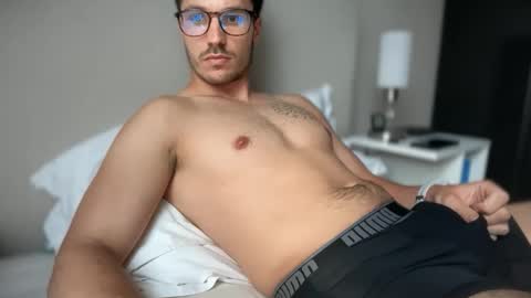 Snapshot of xx6davdov9xx chatting on June 5, 4:35 pm davdo online show from June 5, 4:35 pm
