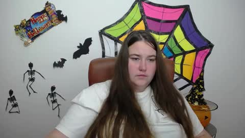 Snapshot of xx_daniella_xx chatting on October 23, 6:45 am xx daniella xx online show from October 23, 6:45 am