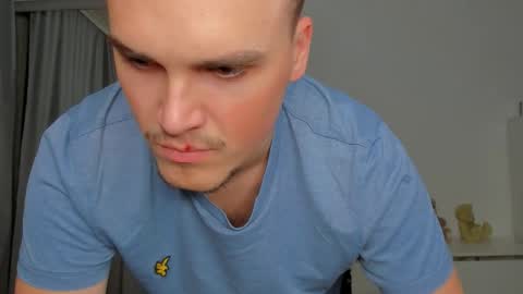 raul online show from November 24, 8:41 pm