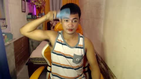 Snapshot of xxasianryanxx chatting on February 5, 10:19 am xxasianryanxx online show from February 5, 10:19 am