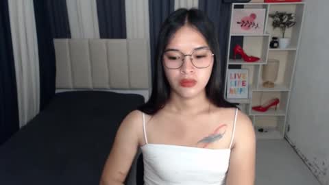 Snapshot of xxbigcockchloexx chatting on September 11, 4:51 pm CHLOES ROOM online show from September 11, 4:51 pm