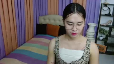 Snapshot of xxbigcockchloexx chatting on December 15, 7:12 am CHLOES ROOM online show from December 15, 7:12 am