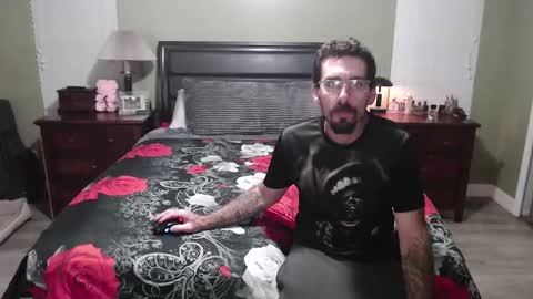 Snapshot of xxbradxx604 chatting on October 2, 3:13 am xxbradxx604 online show from October 2, 3:13 am