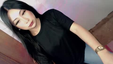 Janae online show from December 15, 1:54 am