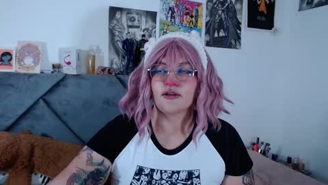 xxgreengoodxx online show from October 12, 7:02 pm