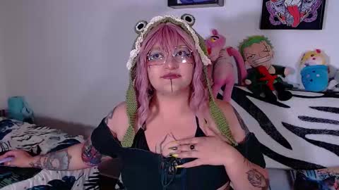 xxgreengoodxx online show from October 16, 7:26 pm