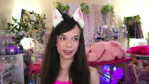 Snapshot of xxhayleemariexx chatting on August 6, 2:46 am Haylee Marie online show from August 6, 2:46 am