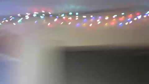 Snapshot of xxhighgeminixx chatting on May 14, 9:16 am xxhighgeminixx online show from May 14, 9:16 am