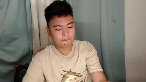 Loyd online show from December 19, 2:35 pm