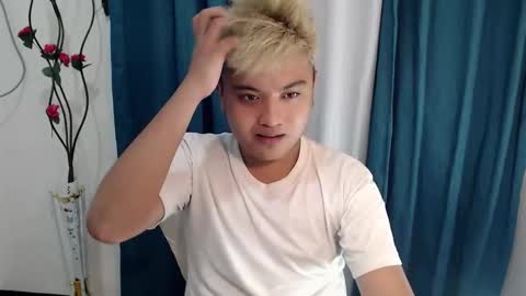 Loyd online show from January 16, 6:23 pm