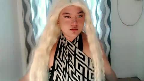 Loyd online show from March 22, 3:10 am