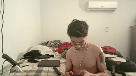 XxJasoneecxX online show from February 16, 6:10 am