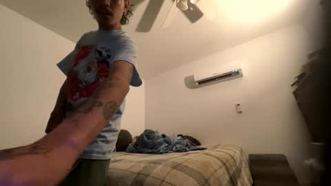XxJasoneecxX online show from June 1, 7:32 am