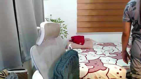 Snapshot of xxjulielovesyouxx chatting on January 18, 11:47 am July online show from January 18, 11:47 am