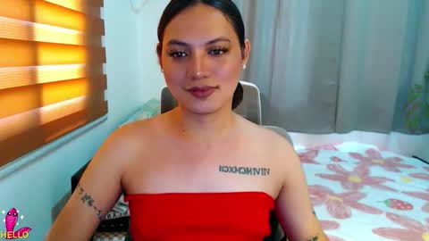 Snapshot of xxjulielovesyouxx chatting on February 26, 2:54 am July online show from February 26, 2:54 am