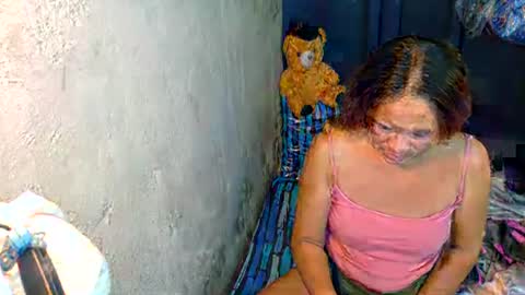 xxloveheart online show from December 22, 7:00 pm