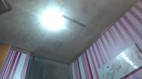 Snapshot of xxrowenatastycockforyouxx chatting on February 5, 2:38 am xxrowenatastycockforyouxx online show from February 5, 2:38 am