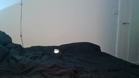 Snapshot of xxsddf chatting on November 8, 9:57 pm Tonnny online show from November 8, 9:57 pm