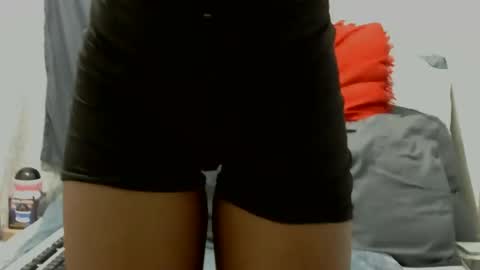 Snapshot of xxsexytalia28 chatting on February 9, 7:52 pm xxsexytalia28 online show from February 9, 7:52 pm