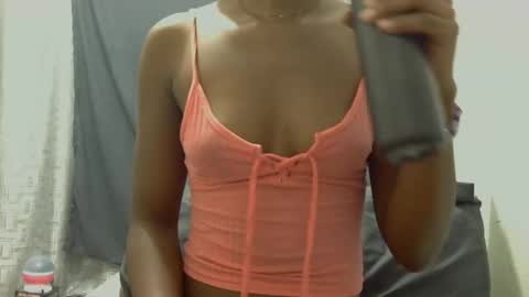 Snapshot of xxsexytalia28 chatting on February 12, 6:51 pm xxsexytalia28 online show from February 12, 6:51 pm