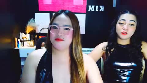 xxslutty kim online show from December 17, 6:30 am