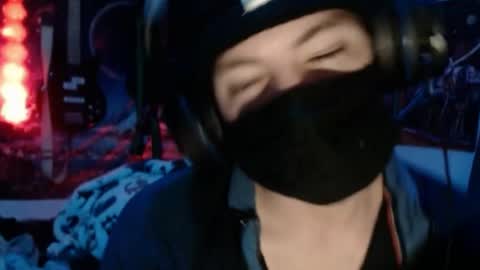 David Fox online show from March 28, 4:01 am