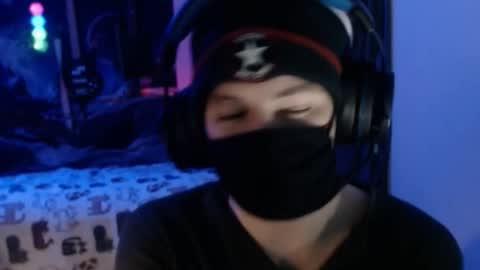 David Fox online show from April 21, 7:58 am