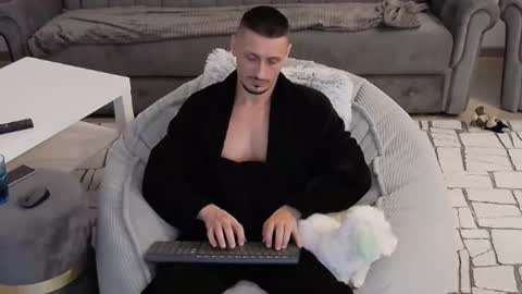 xxx_alejandro online show from October 2, 8:05 pm