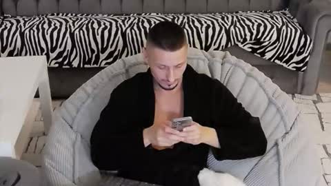 xxx_alejandro online show from October 20, 5:35 pm