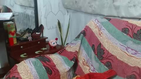   LILI  online show from February 25, 3:52 am