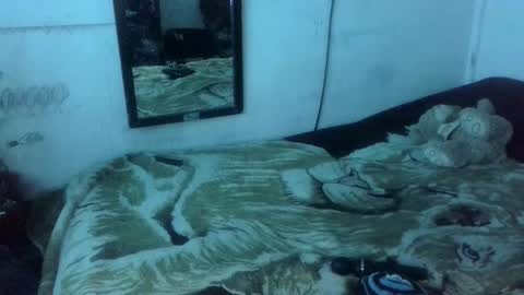   LILI  online show from October 28, 8:55 pm