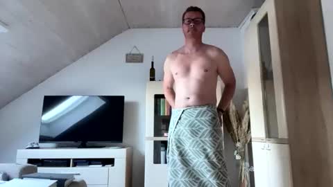 Snapshot of xxx_mystery1989_xxx chatting on May 29, 6:39 pm Alex online show from May 29, 6:39 pm