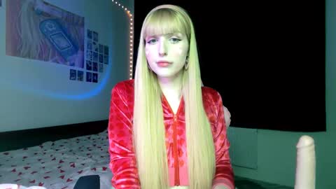 Snapshot of xxx_pretty_xxx chatting on February 14, 9:43 pm Pretty online show from February 14, 9:43 pm