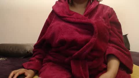 Ayanda online show from December 1, 11:32 pm