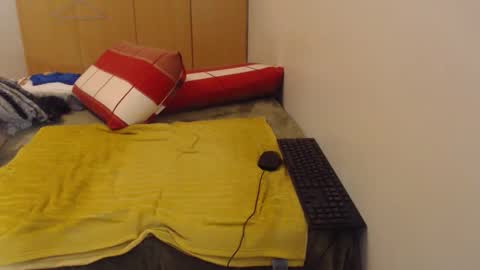 Ayanda online show from April 21, 3:17 pm