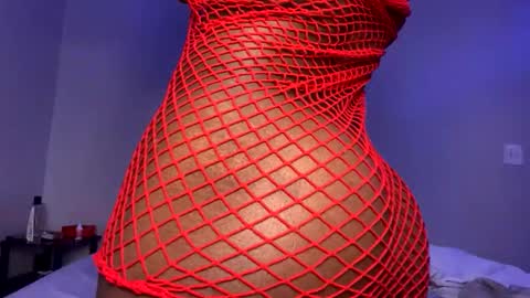 xxxcremee online show from February 22, 2:45 am