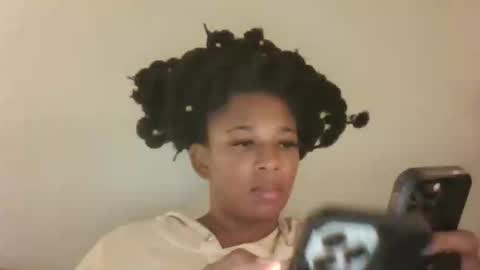 Danielle online show from March 27, 1:55 am