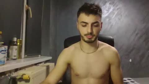 xxxdonpuiuuxxx online show from January 15, 6:40 pm