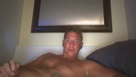 deeeeznutz online show from February 8, 1:33 pm