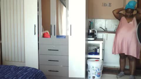 xxxgiantboobs online show from September 18, 9:00 am